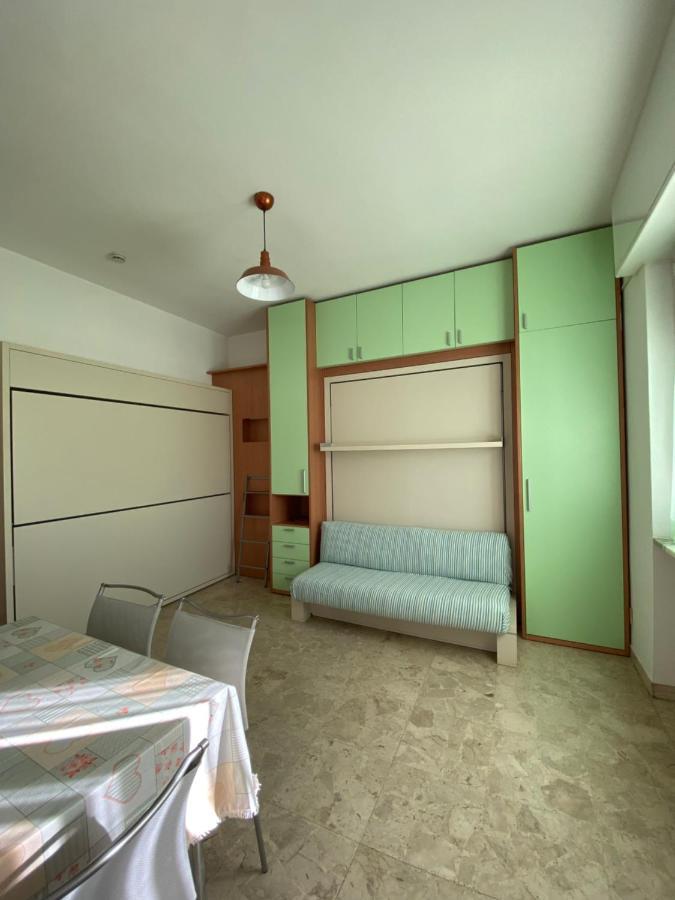 Residence Riviera アルベンガ エクステリア 写真