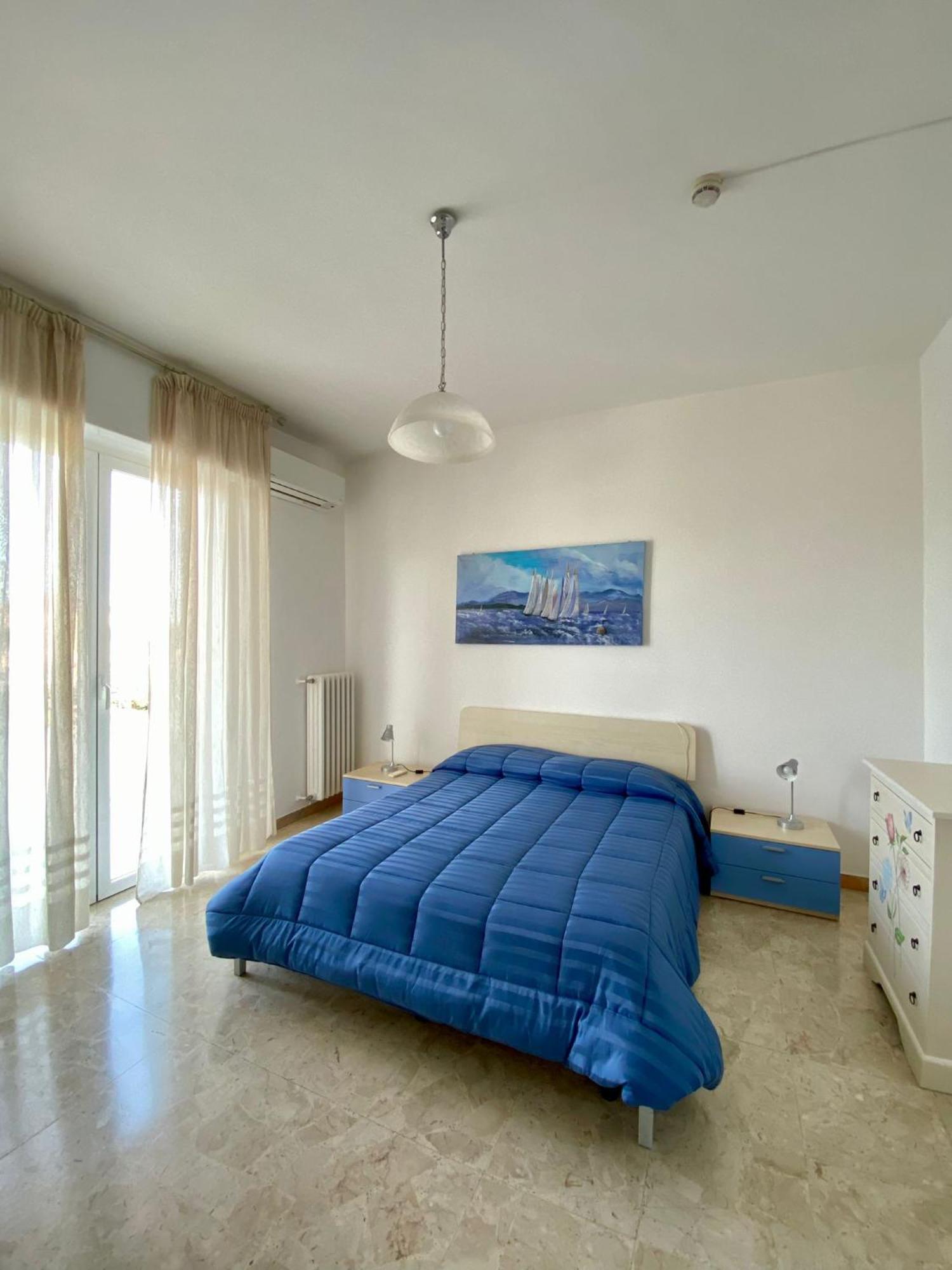 Residence Riviera アルベンガ エクステリア 写真